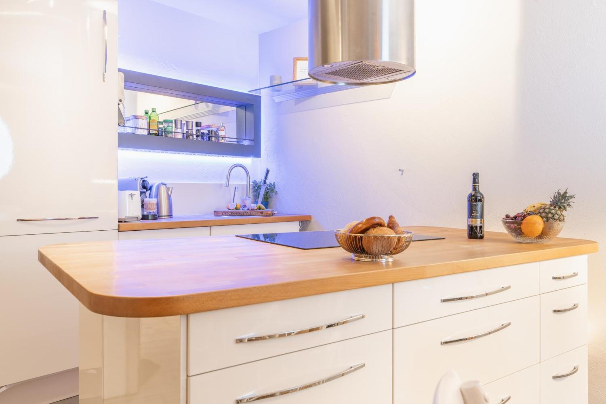 Seeblick-Oase Istayunixi Seenaehe-Sauna-Balkon-Netflix-Parkplatz Онинген Екстериор снимка